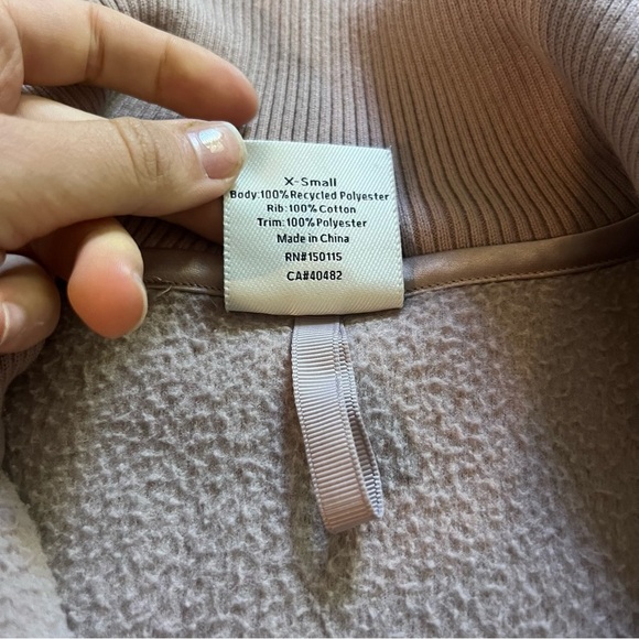 Varley Roselle Half Zip Fleece Sweatshirr in Sphinx - Picture 5 of 5